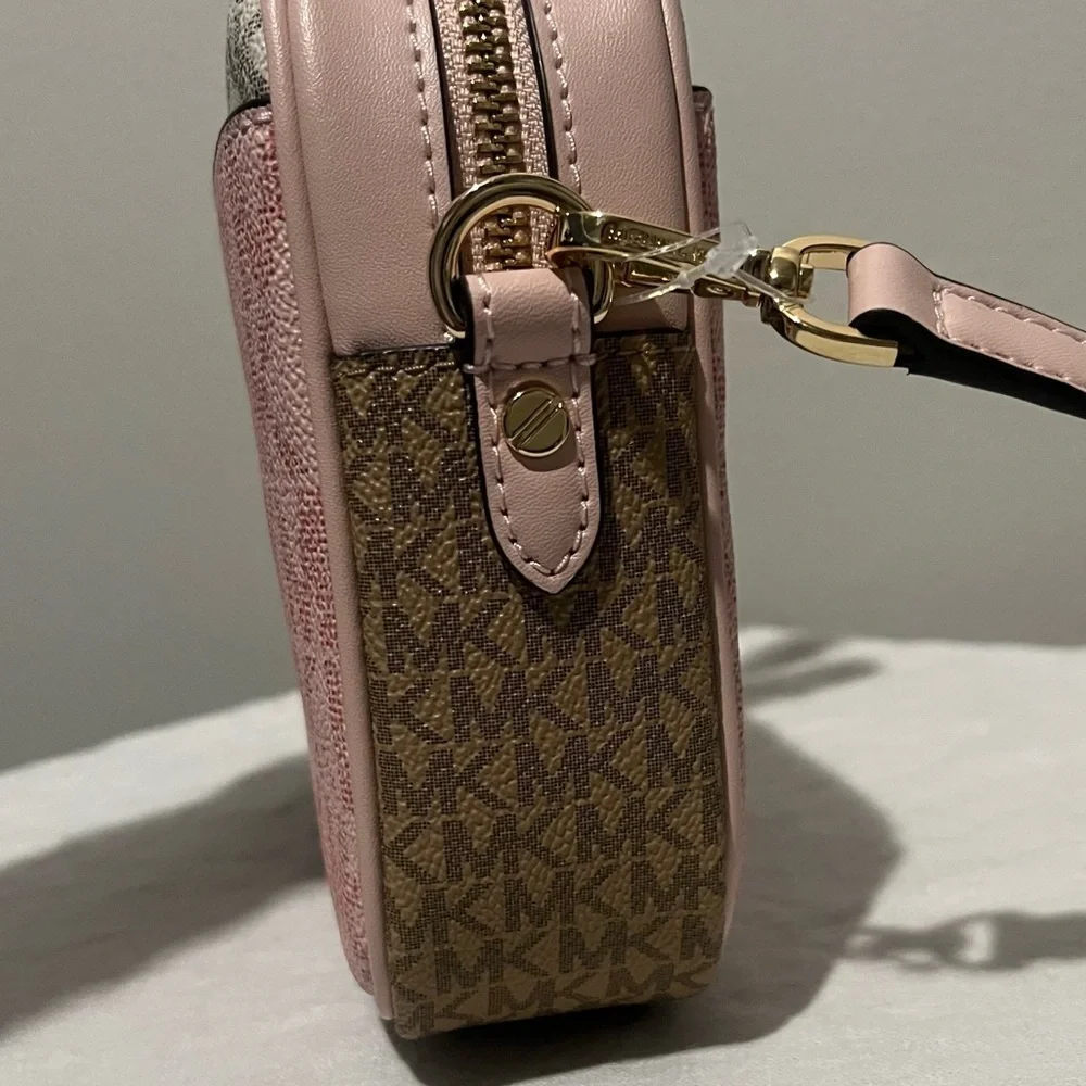 MICHAEL KORS- NWT Jet Set Charm Large EW Camera Xbody Bae Multi Color Pi… - Picture 8 of 15